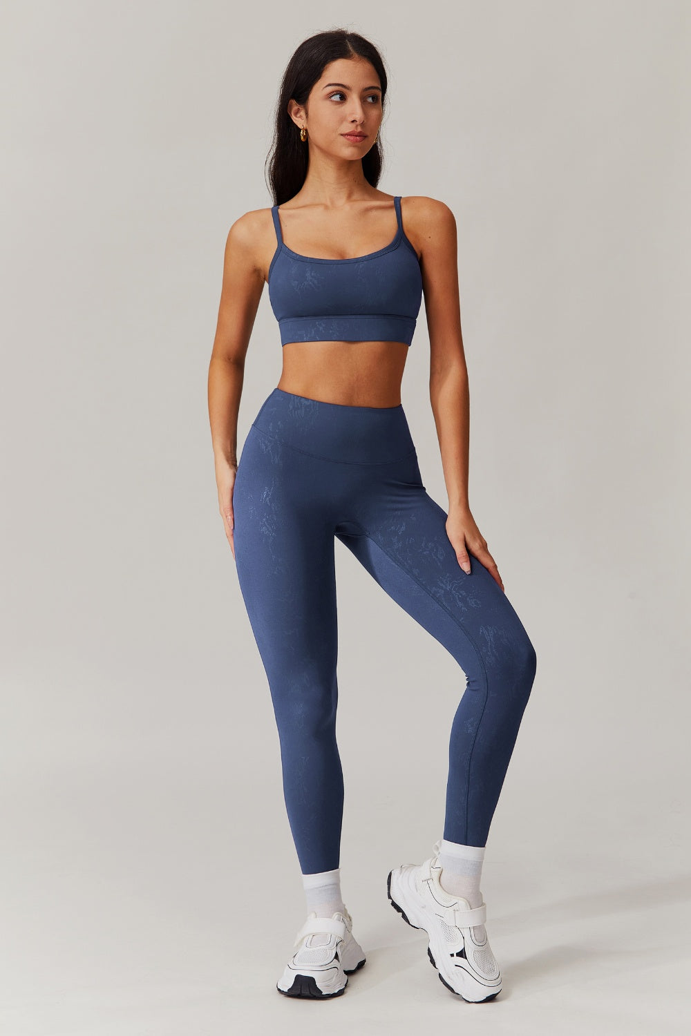 Demi Sports Bra - Navy - Maison and Aurora