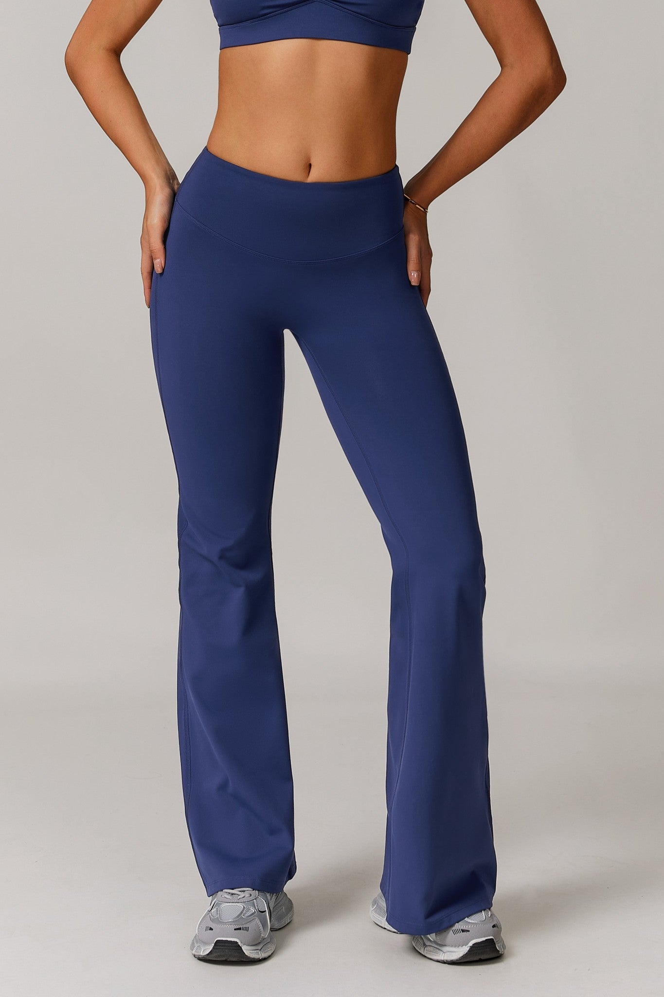 Infinity Flare Leggings - Navy - Maison and Aurora