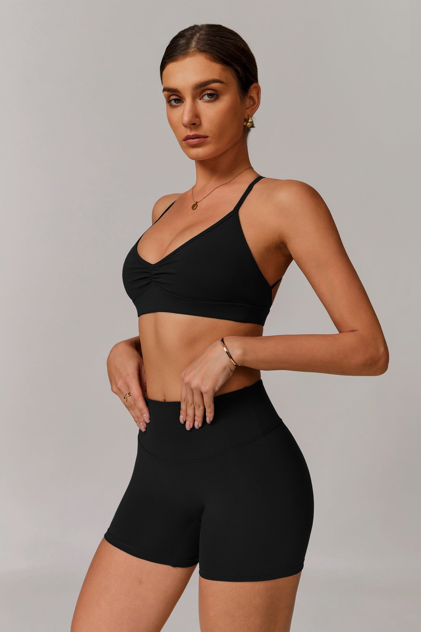 Infinity Sports Bra - Black - Maison and Aurora