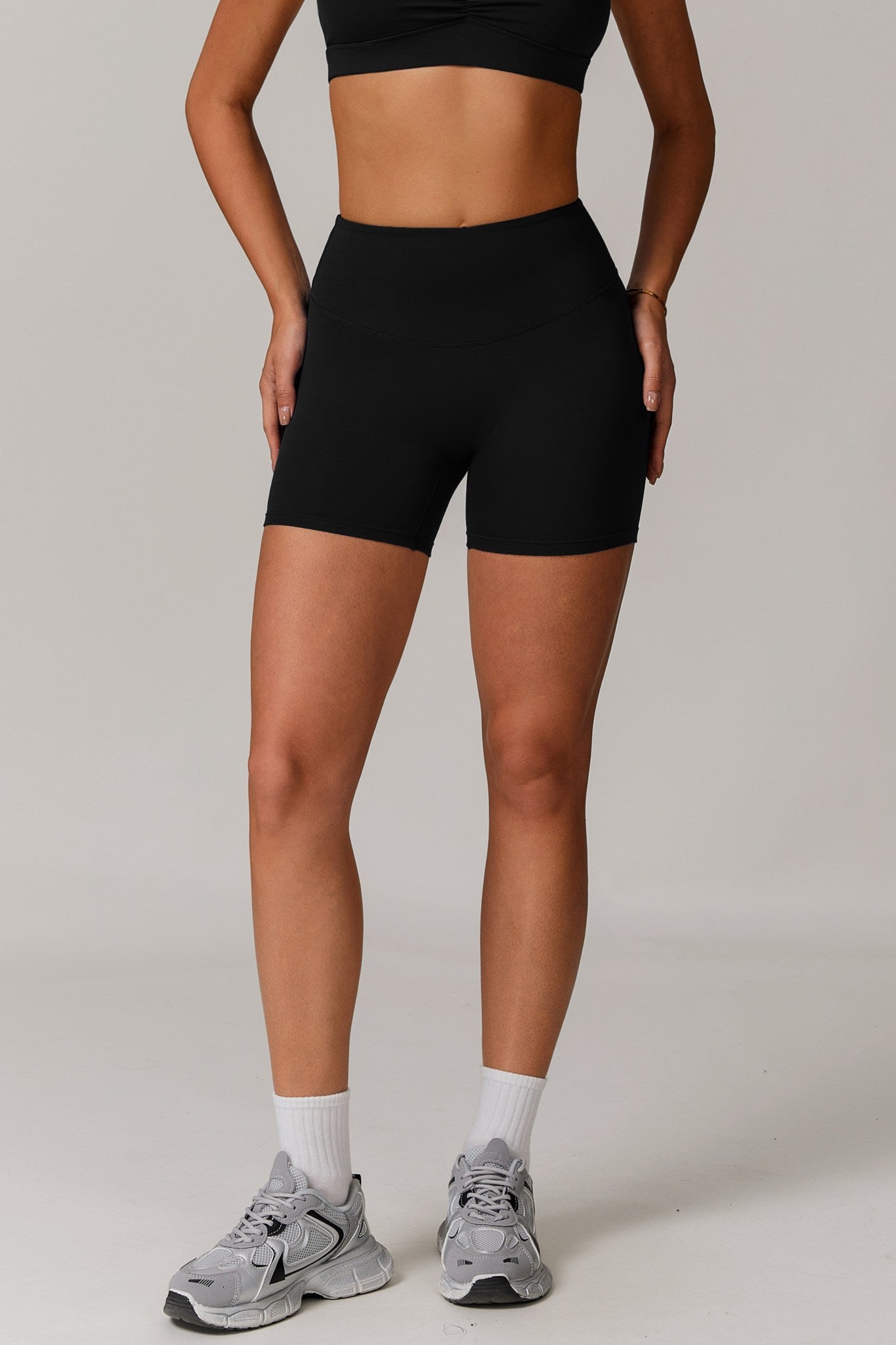 Infinity Shorts - Black - Maison and Aurora