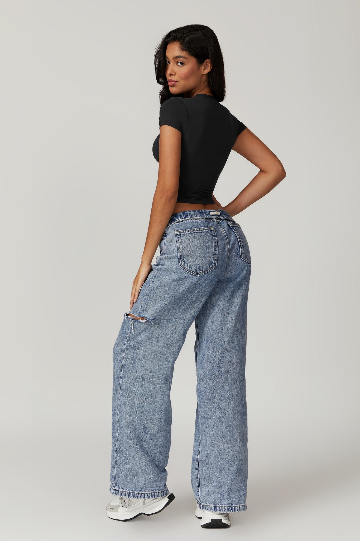 Melanie Crop Top - Black - Maison and Aurora