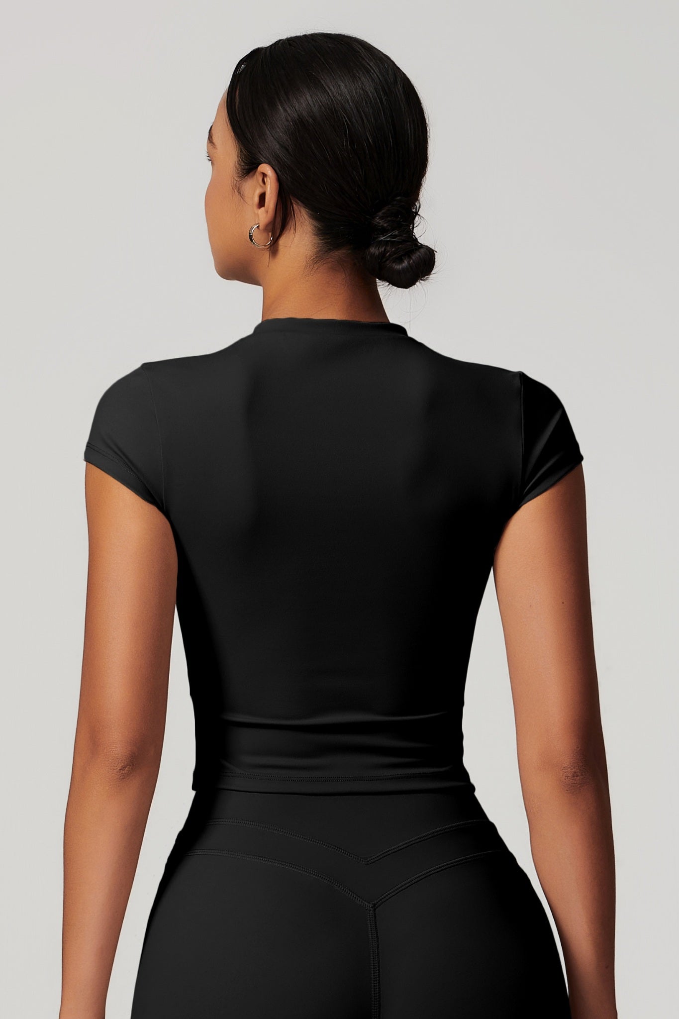 Alexa Crop Top - Black - Maison and Aurora