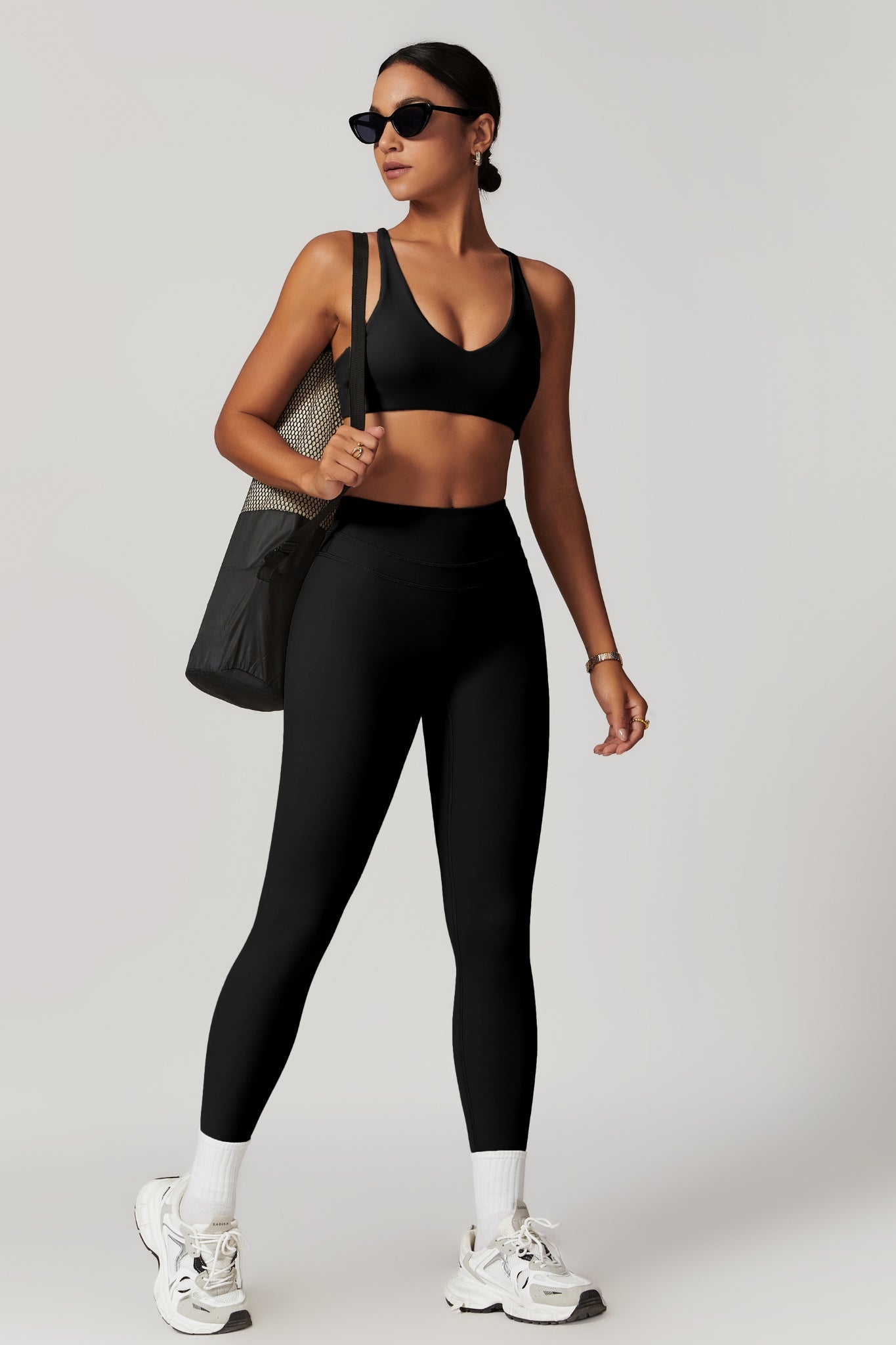 Alexa Sports Bra - Black - Maison and Aurora