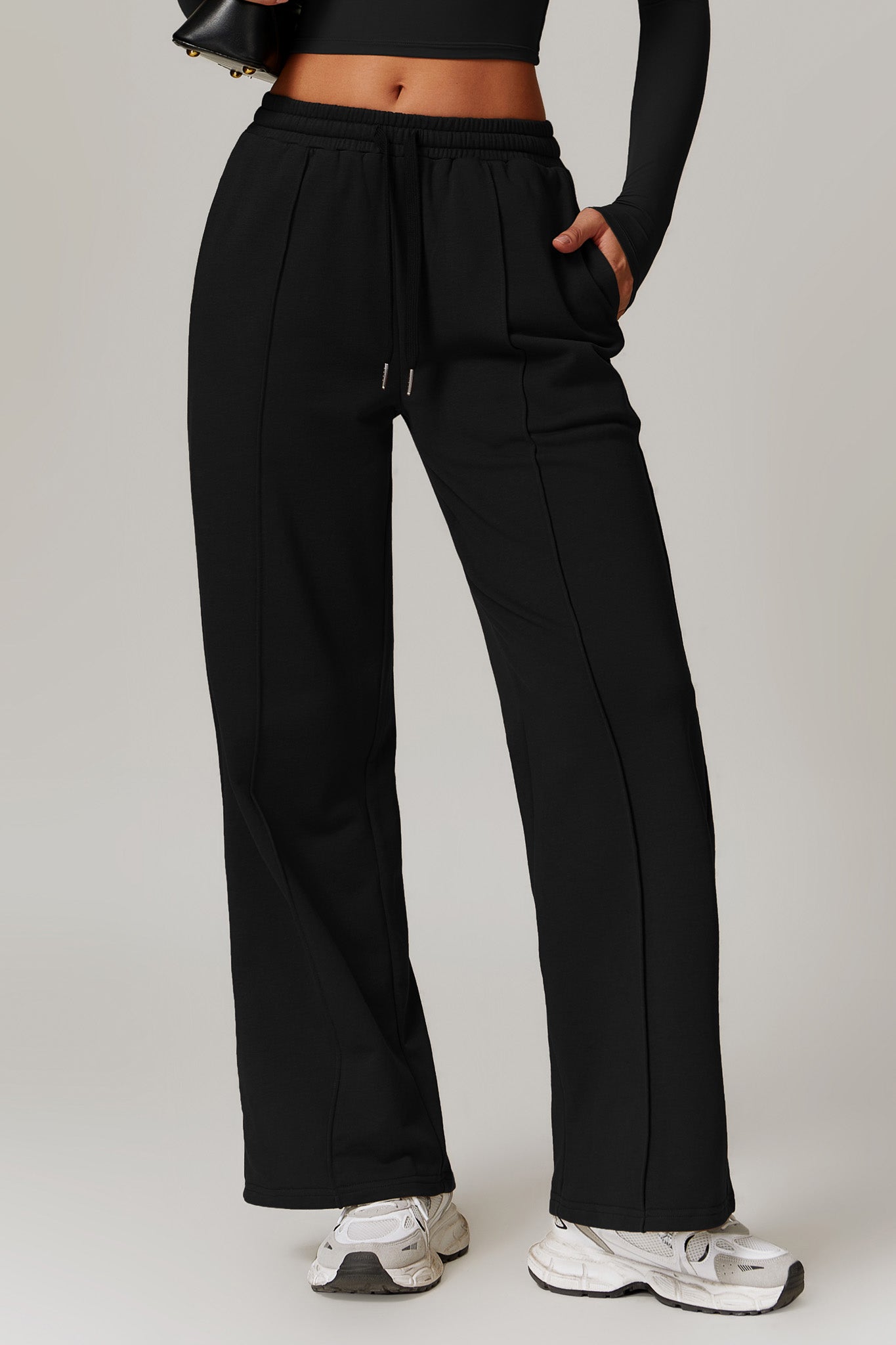 Amber Sweatpants - Black - Maison and Aurora