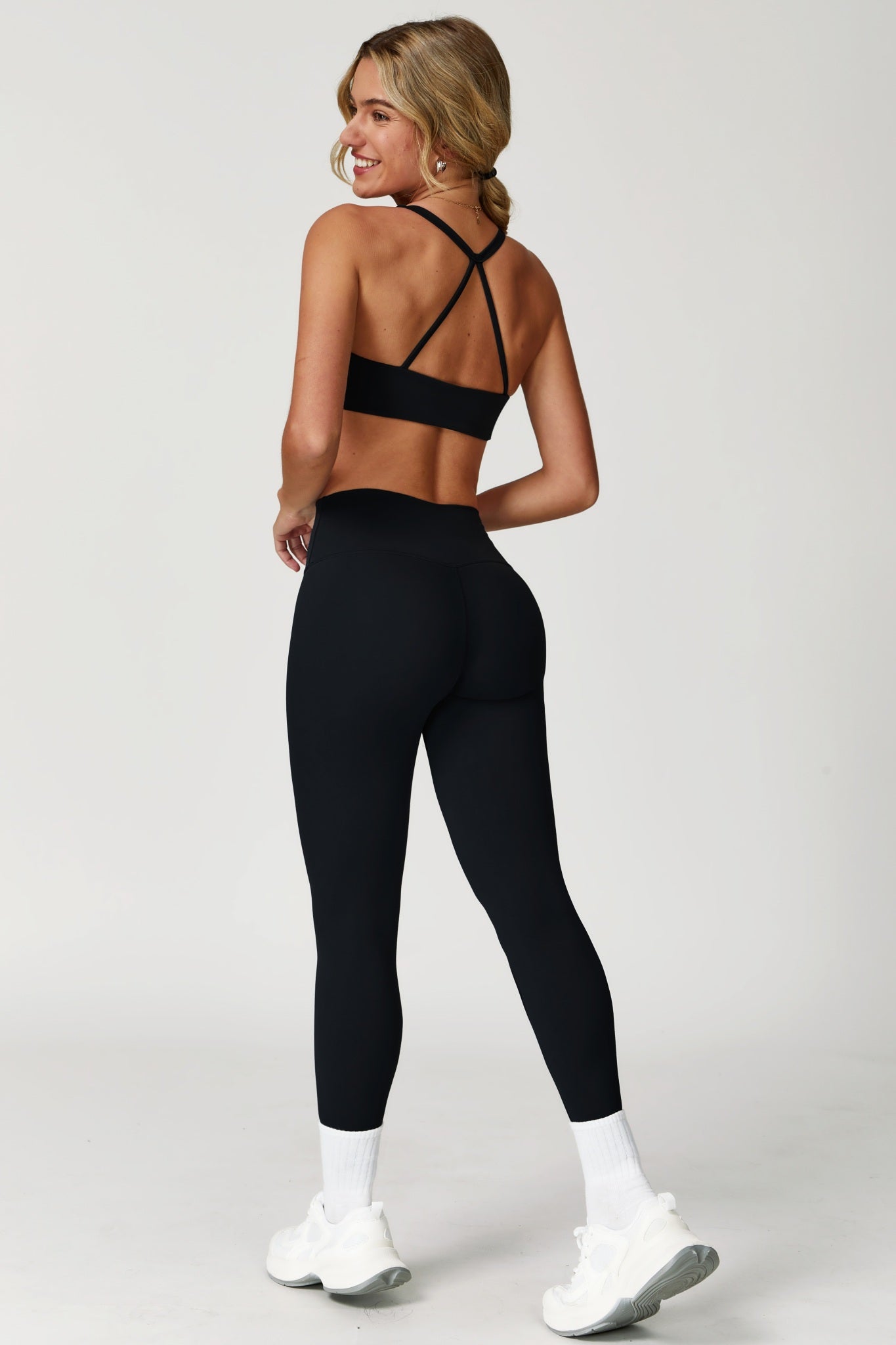 Amy Cross Back Sports Bra - Black - Maison and Aurora