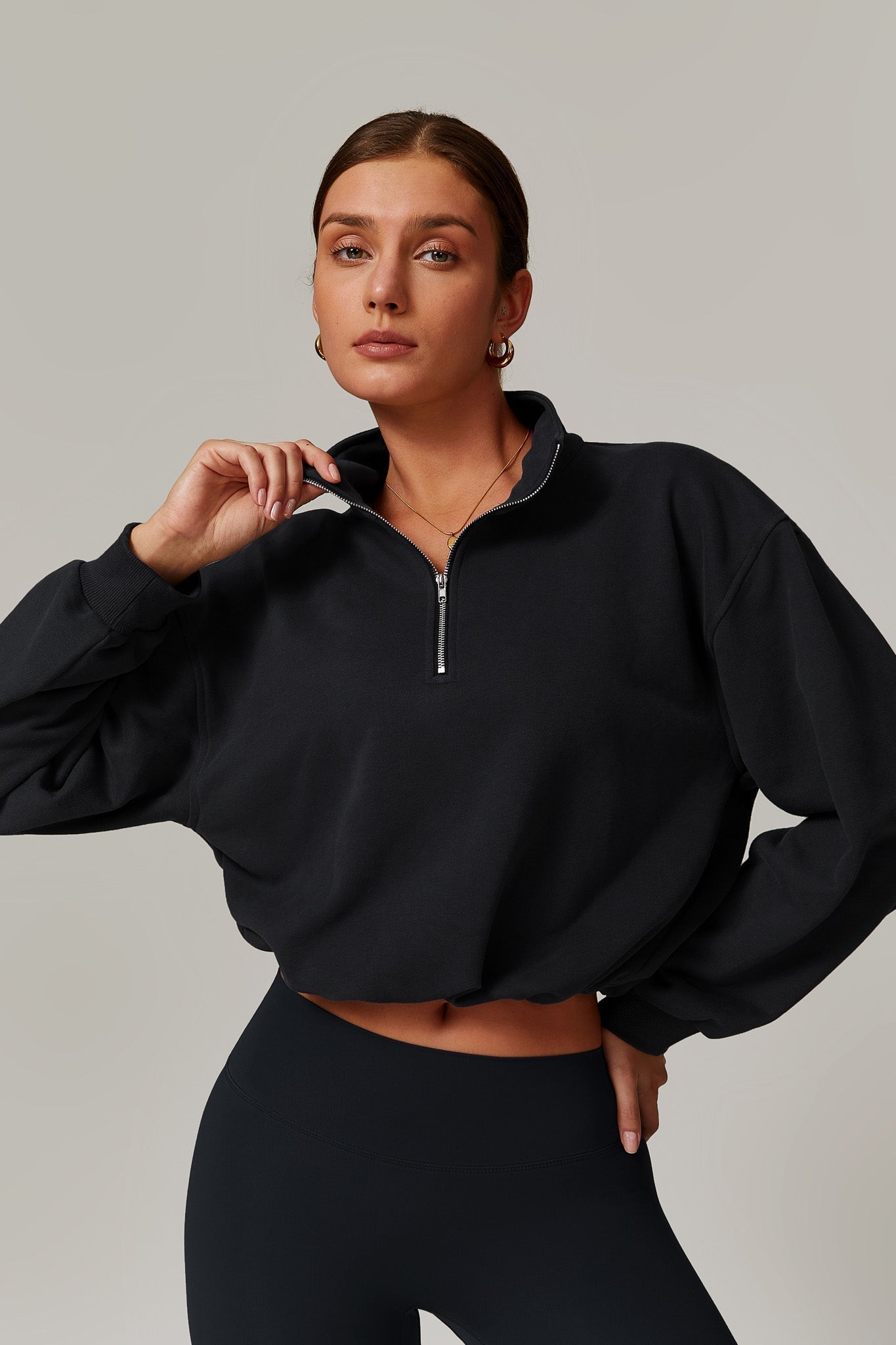 Luna Sweatshirt - Black - Maison and Aurora