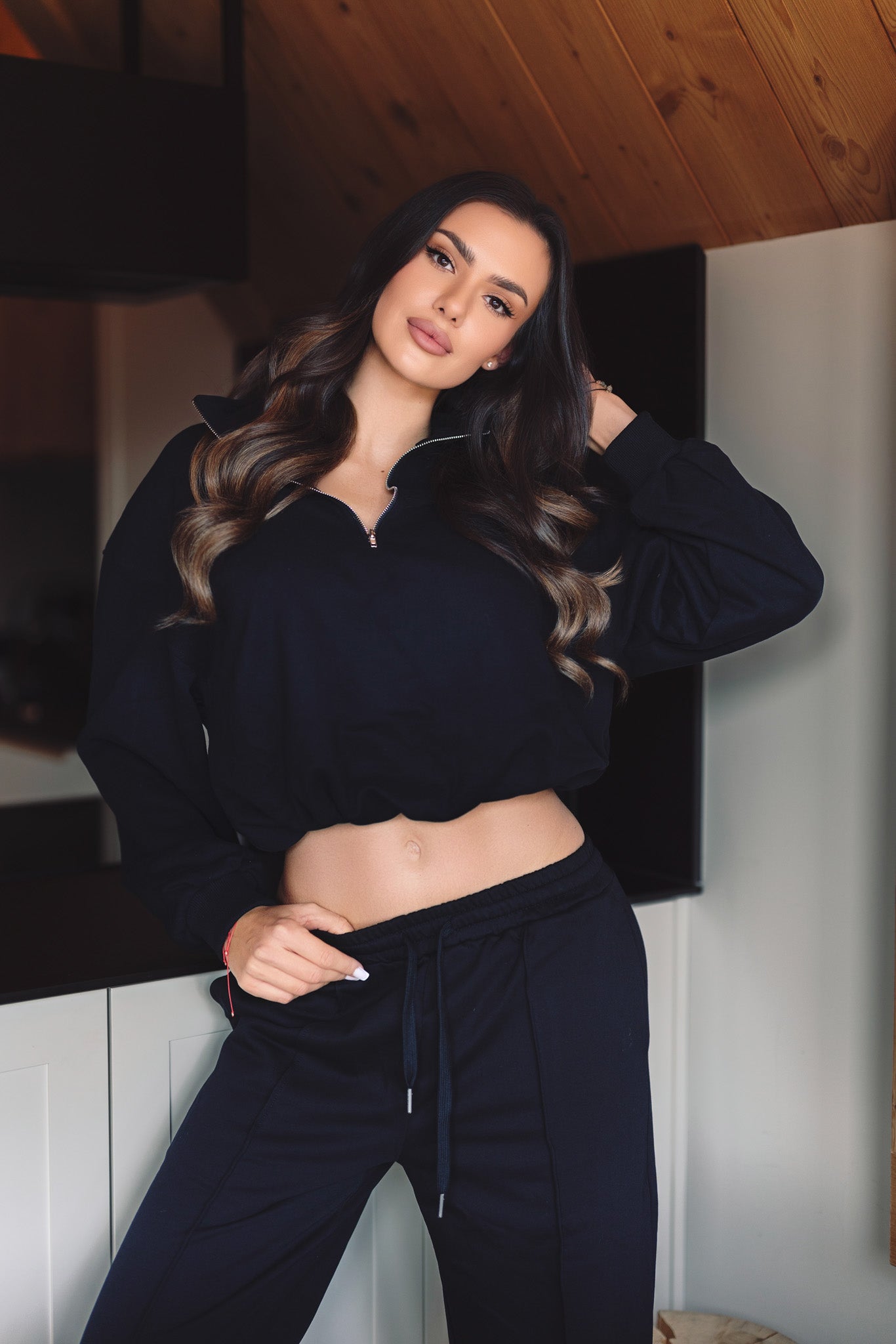 Luna Sweatshirt - Black - Maison and Aurora