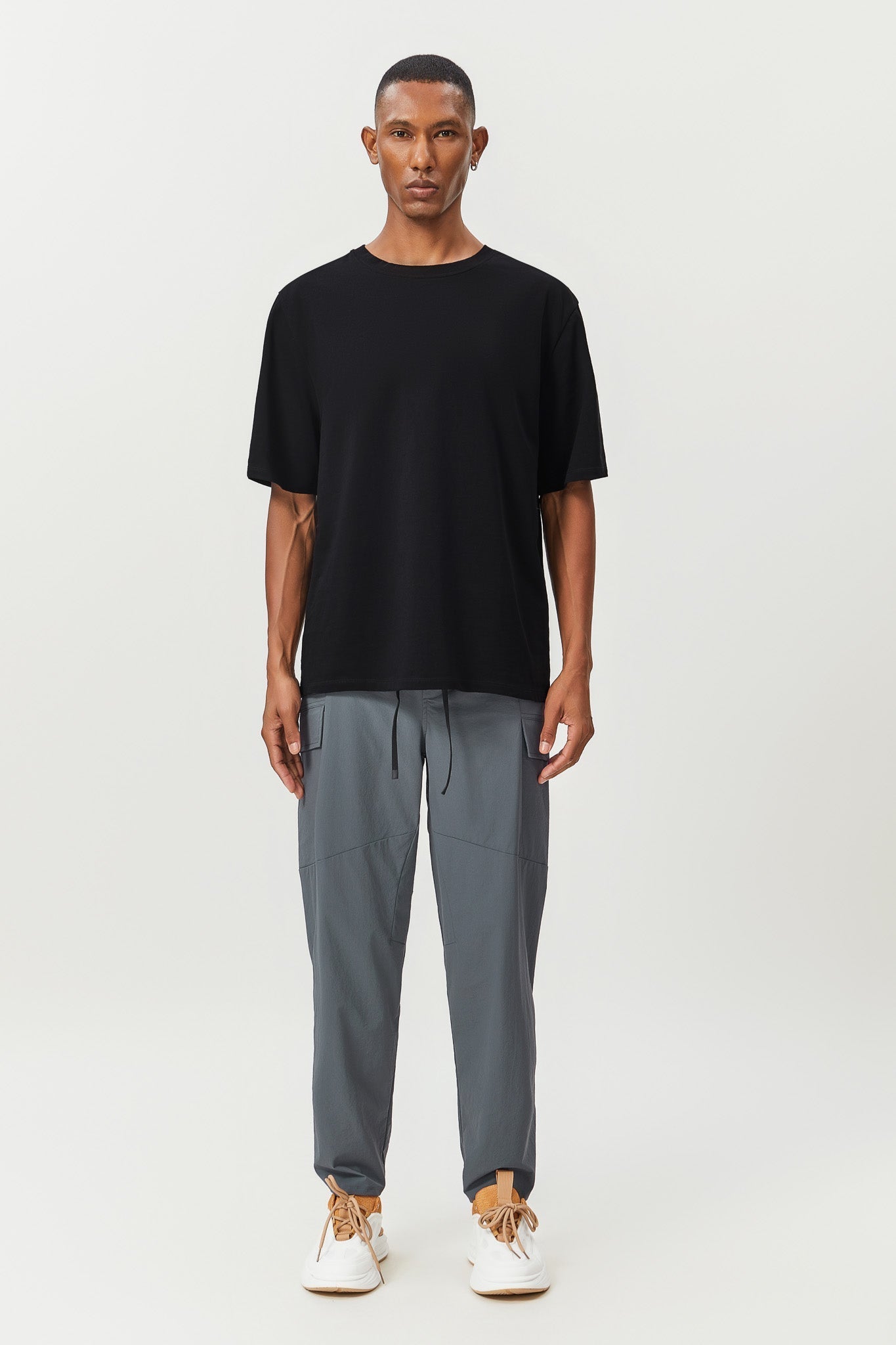 Pulsewear T-Shirt - Black - Maison and Aurora