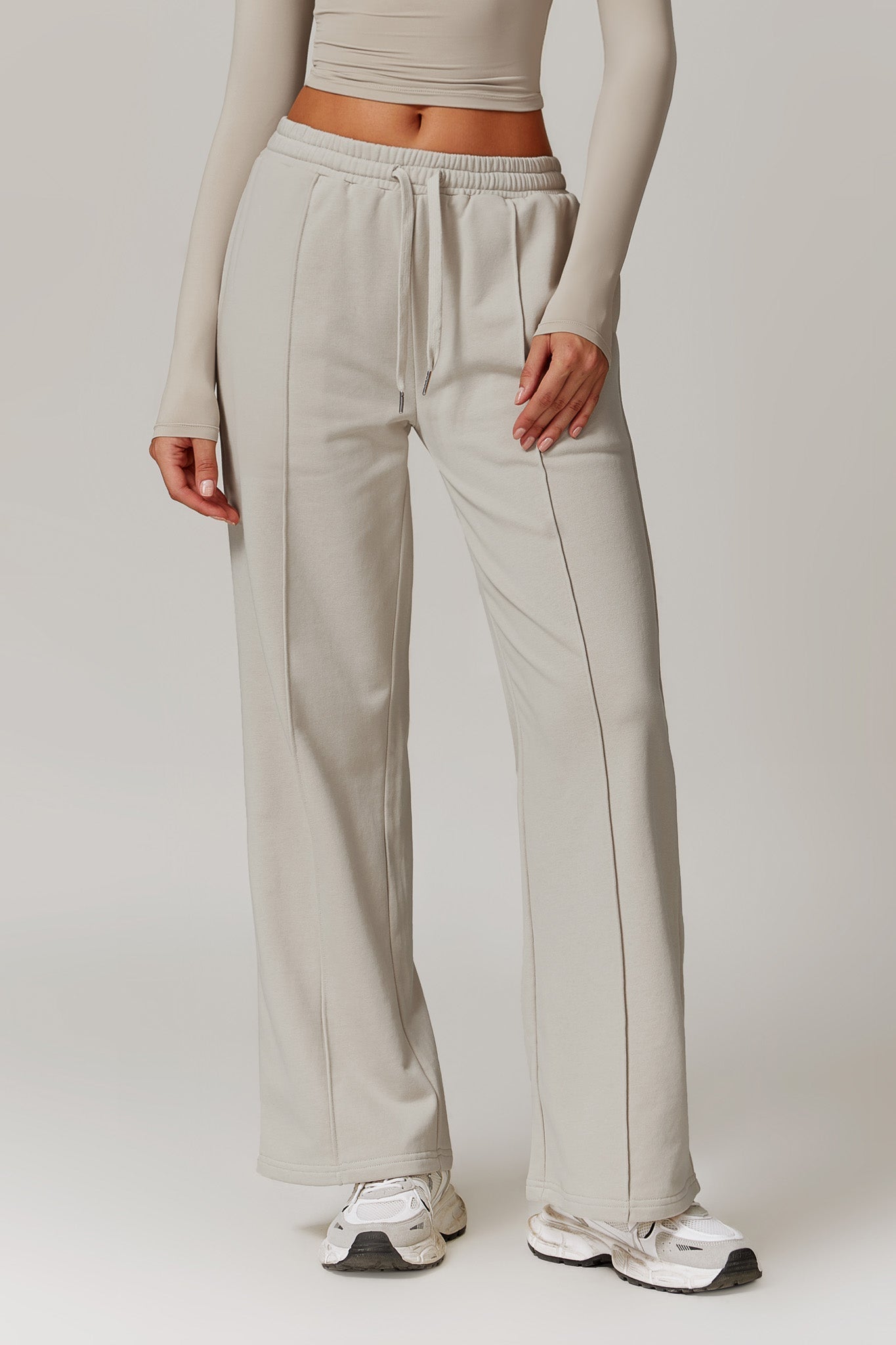 Amber Sweatpants - Ivory - Maison and Aurora