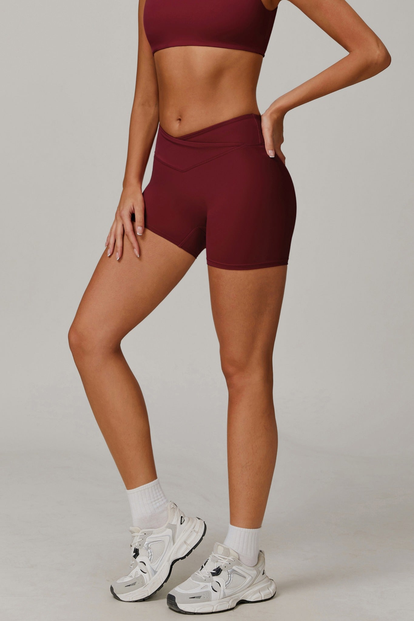 Evelyn Shorts - Maroon - Maison and Aurora