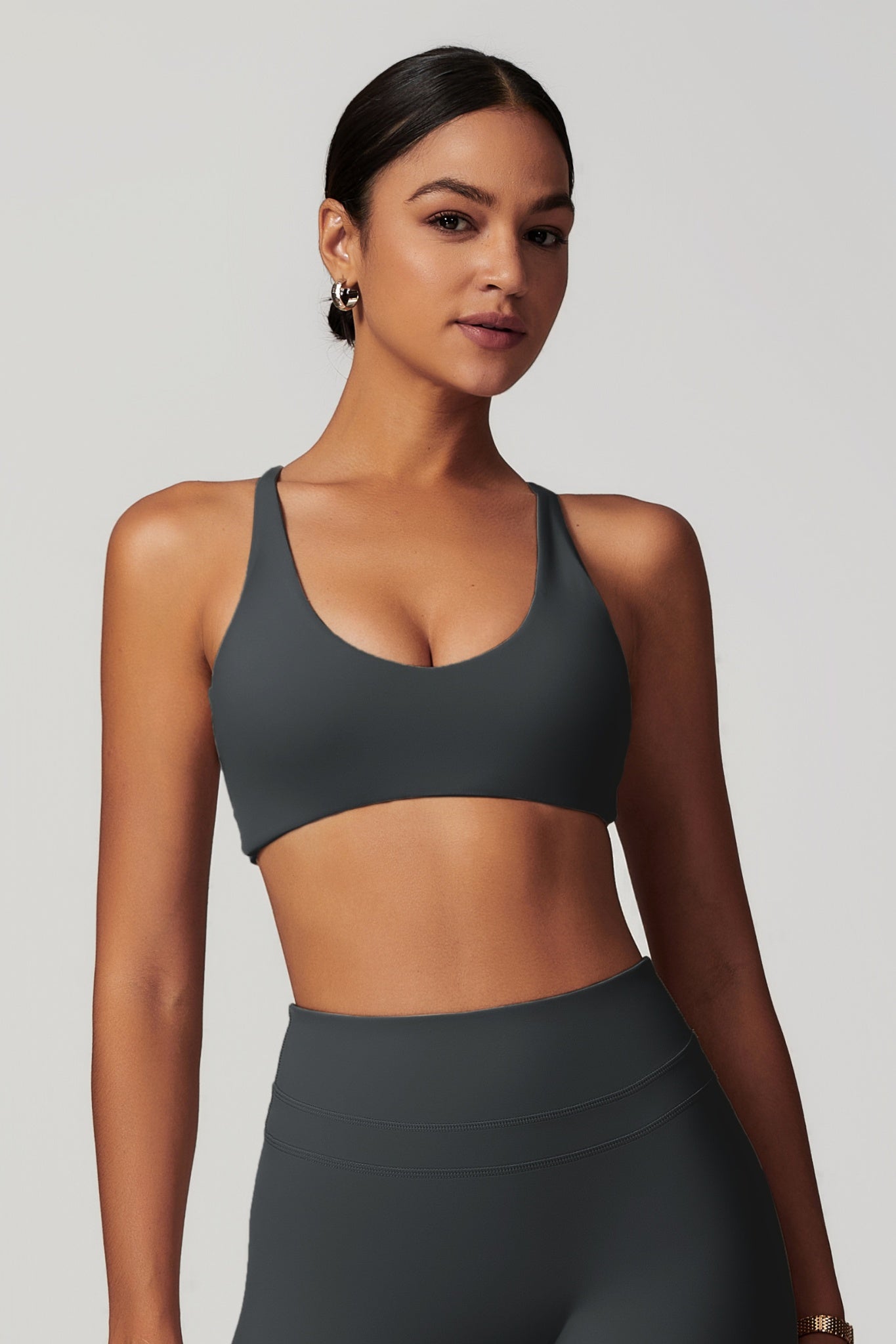 Alexa Sports Bra - Onyx - Maison and Aurora