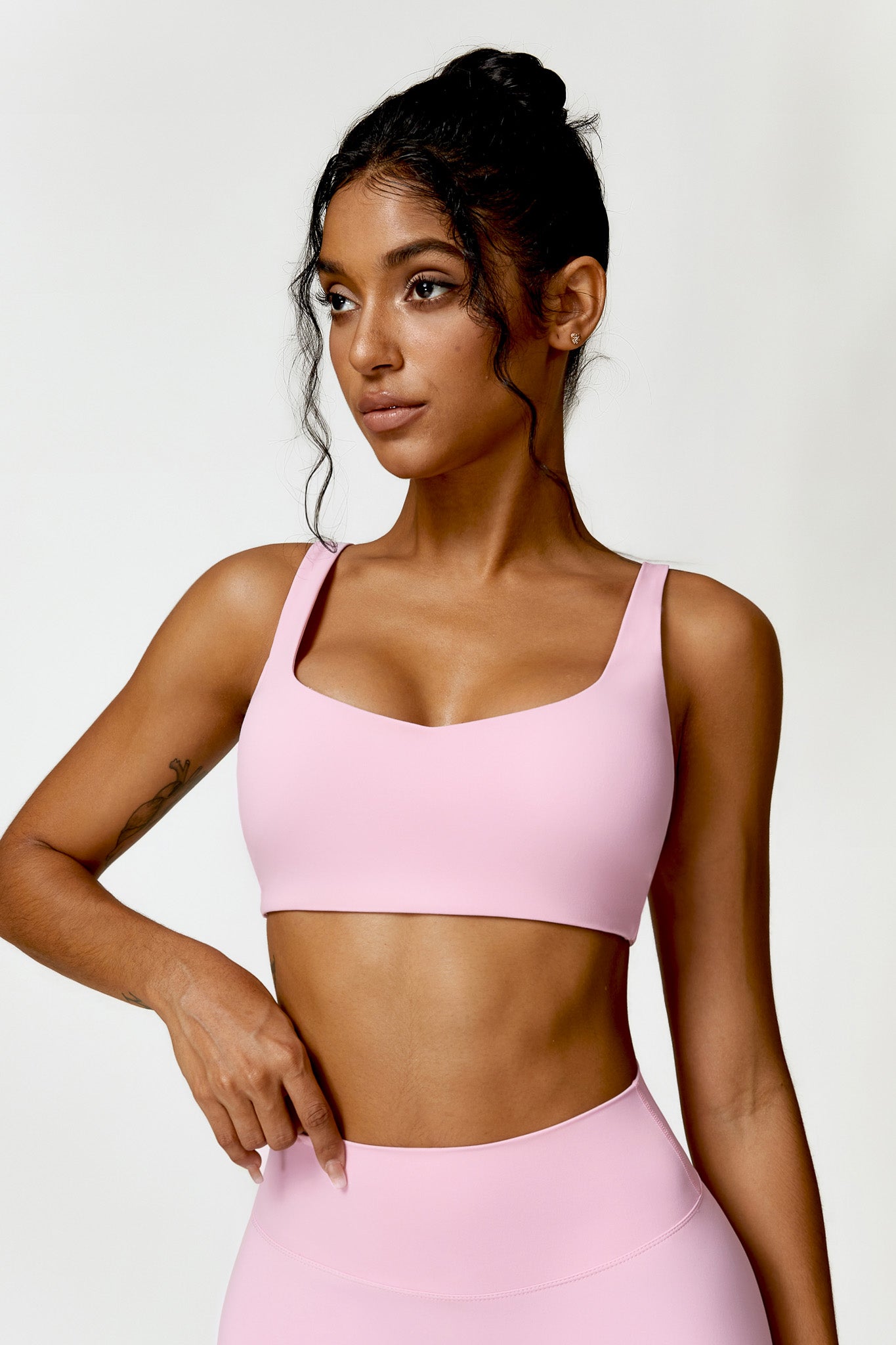 Madeline Sports Bra - Pink - Maison and Aurora