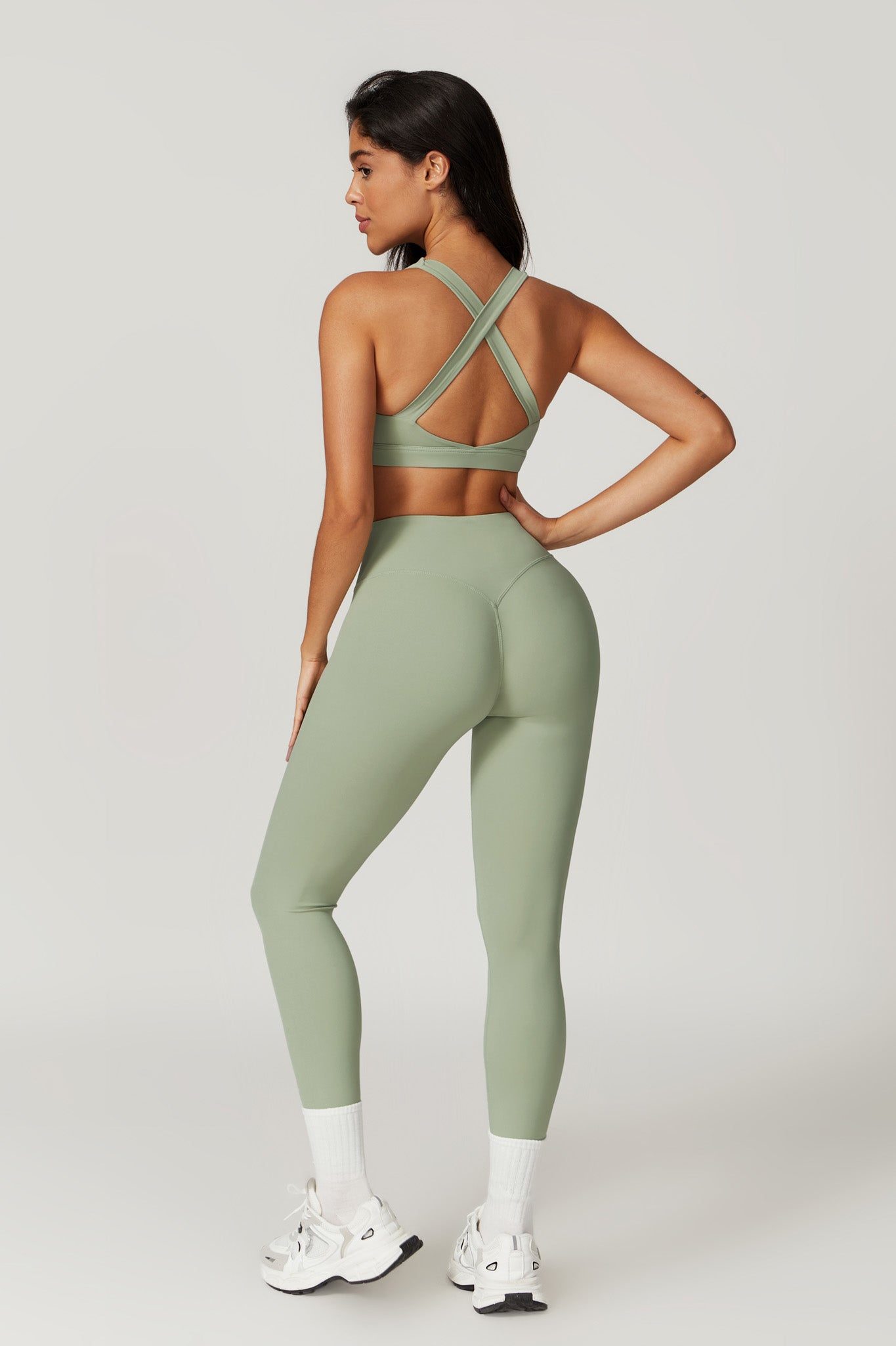 Fit Leggings - Pistachio - Maison and Aurora