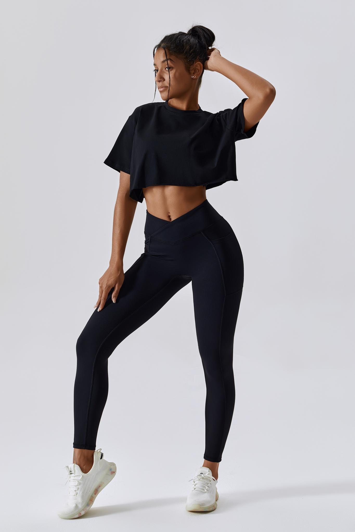 Impulse Crop Top - Black (FINAL SALE) - Maison and Aurora