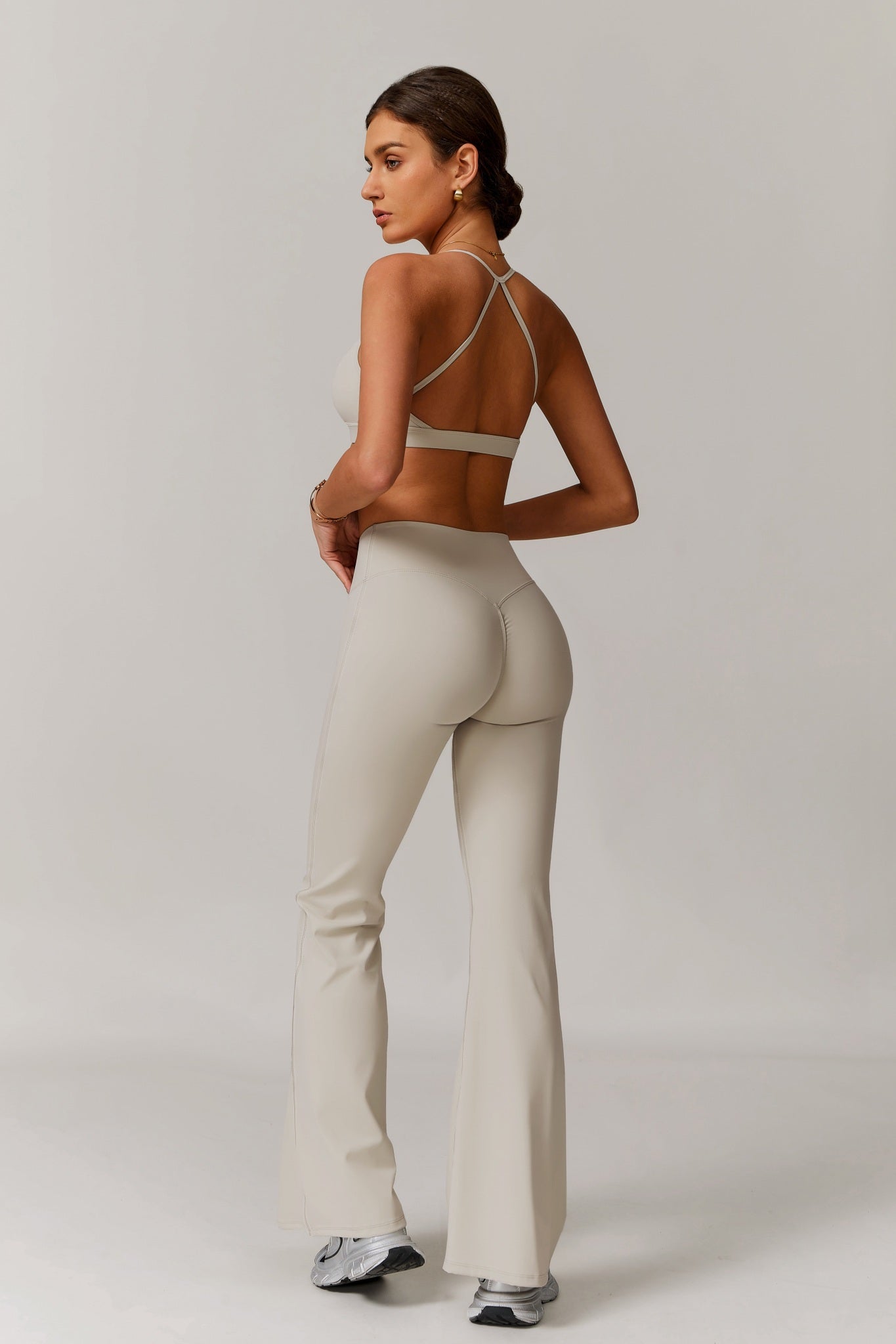 Infinity Flare Leggings - Soft Cream - Maison and Aurora