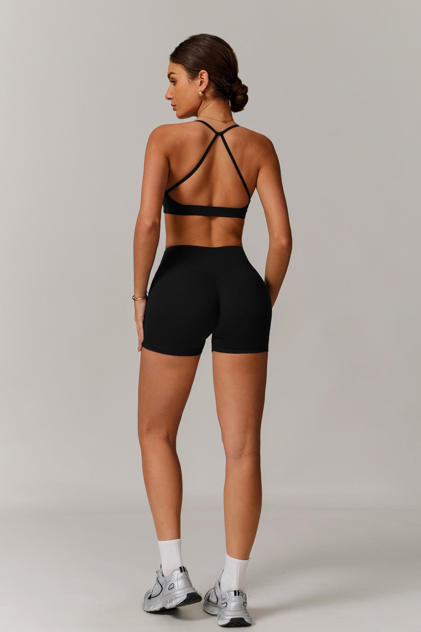 Infinity Sports Bra - Black - Maison and Aurora