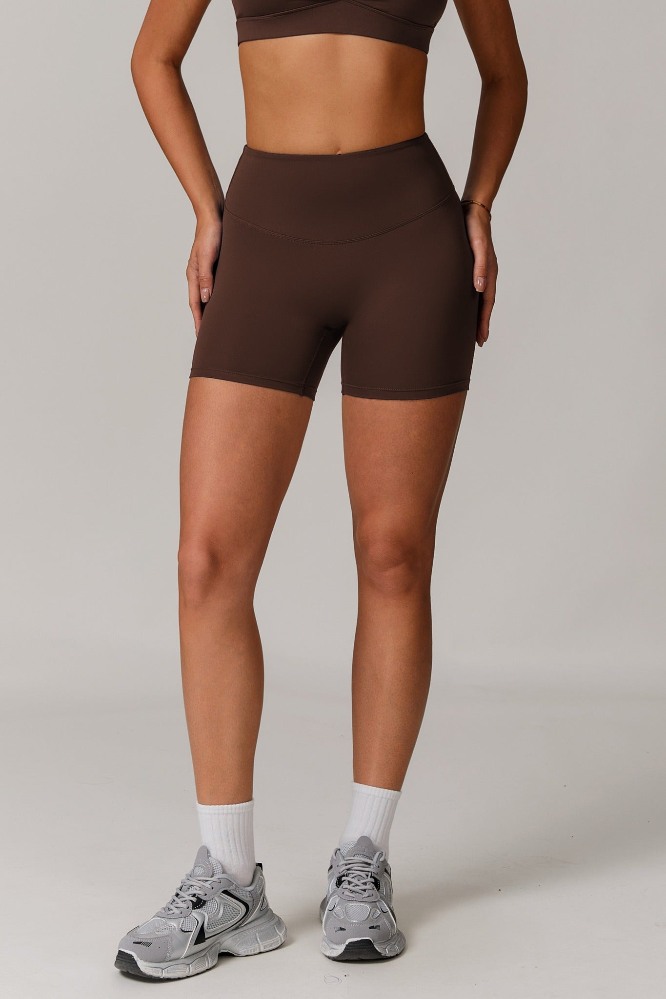 Infinity Shorts - Cocoa - Maison and Aurora