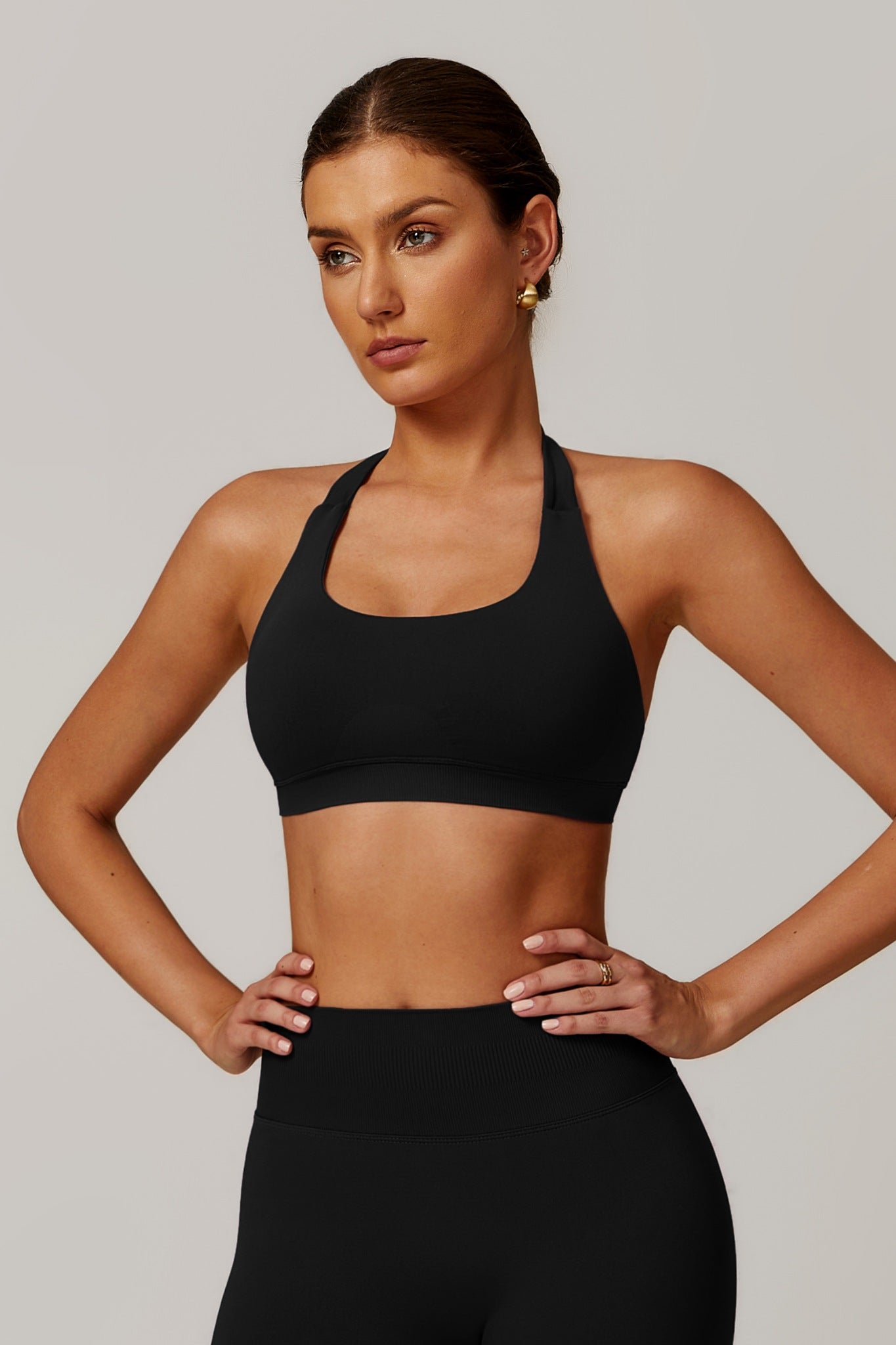 Aurora Backless Sports Bra - Black - Maison and Aurora