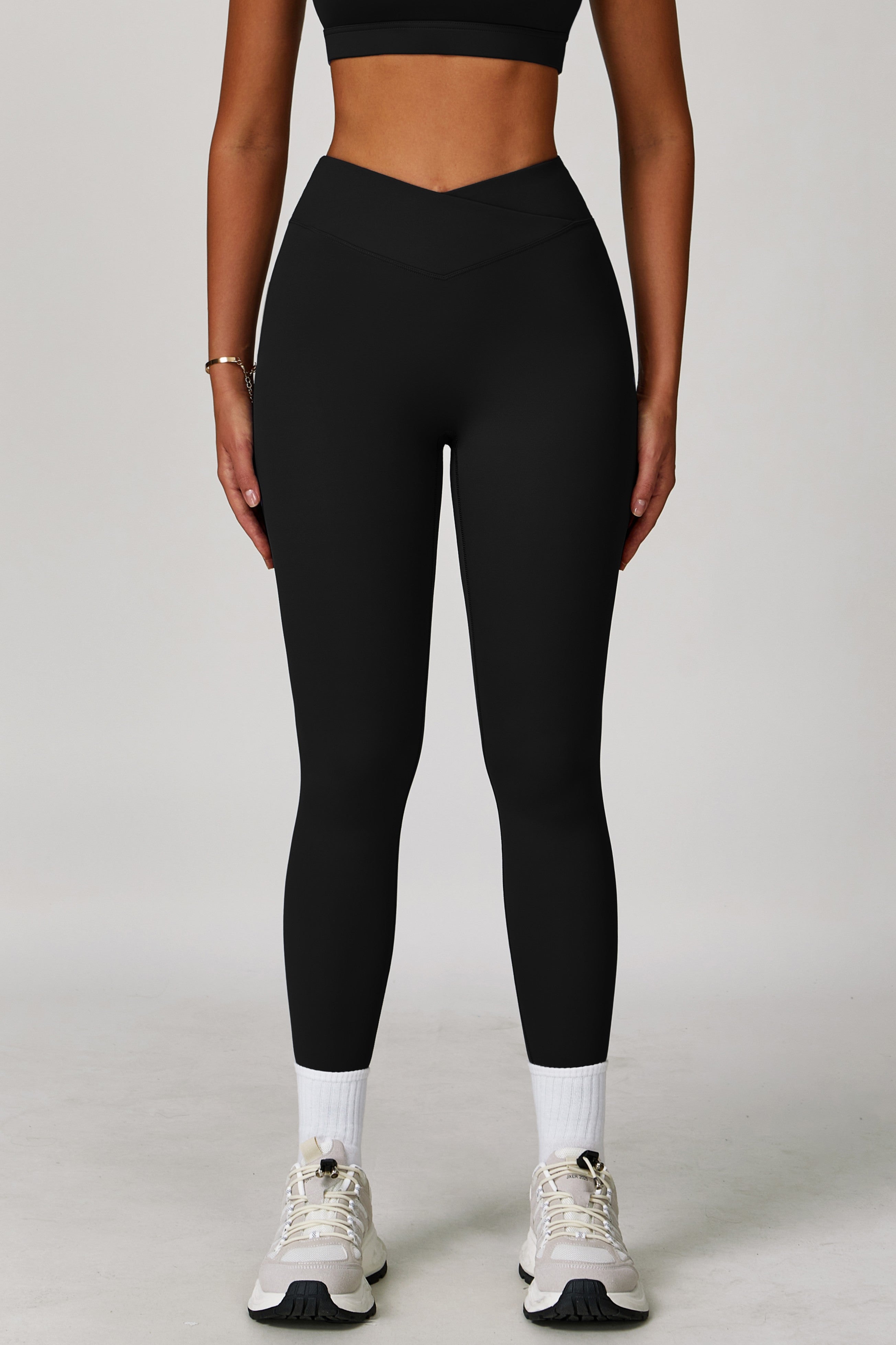 Elanur Leggings - Black - Maison and Aurora