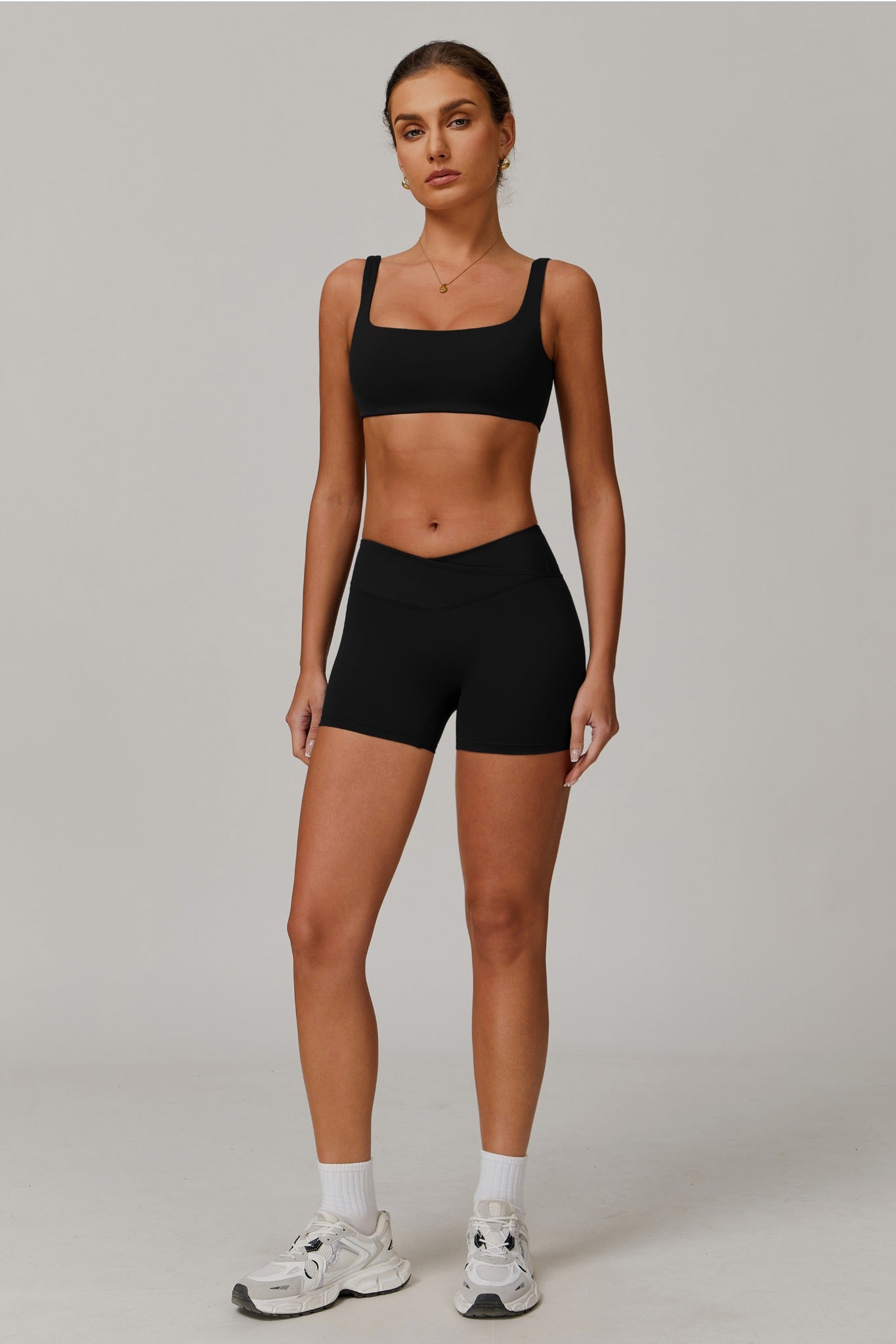 Evelyn Shorts - Black - Maison and Aurora