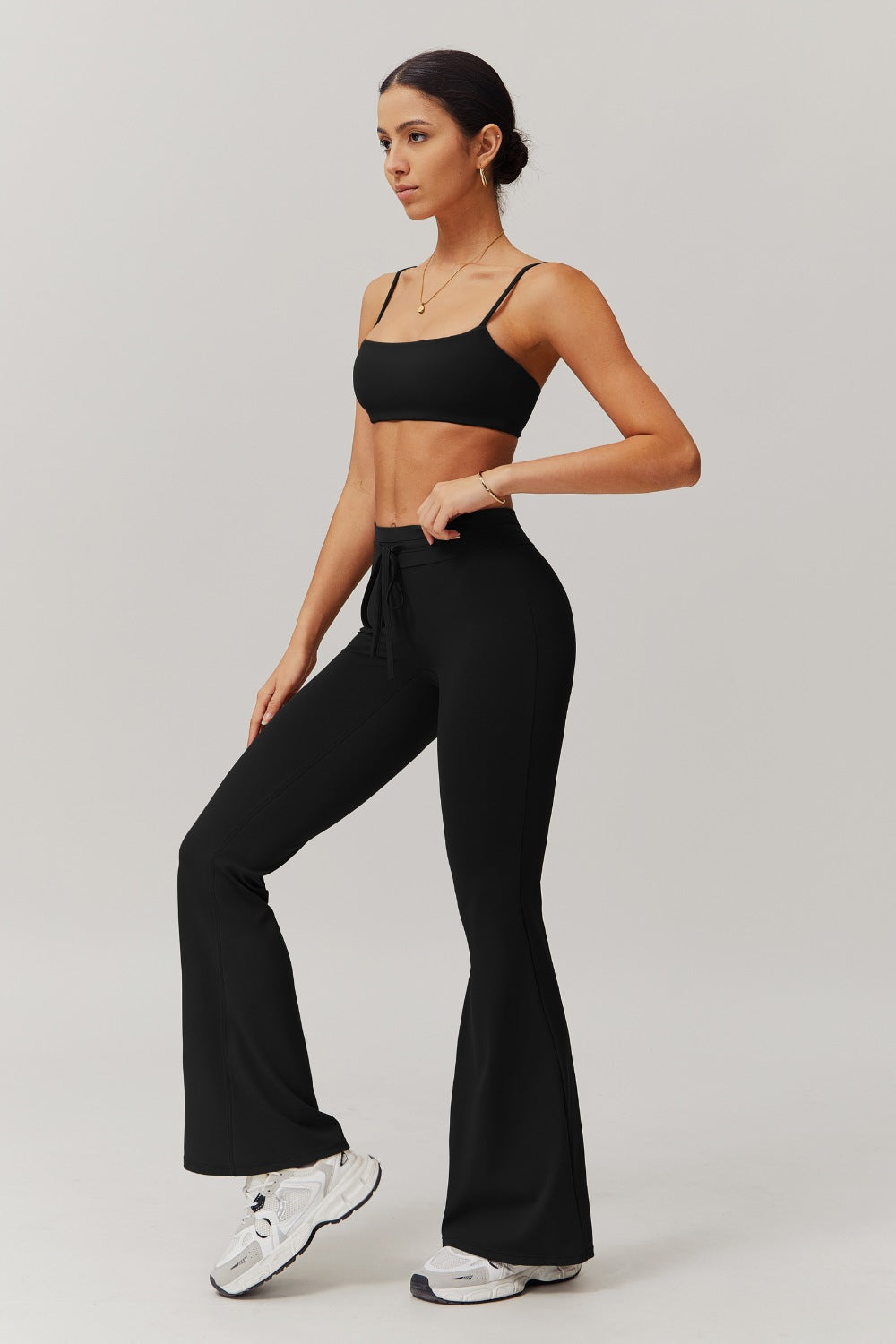 Ivy Sports Bra - Black - Maison and Aurora