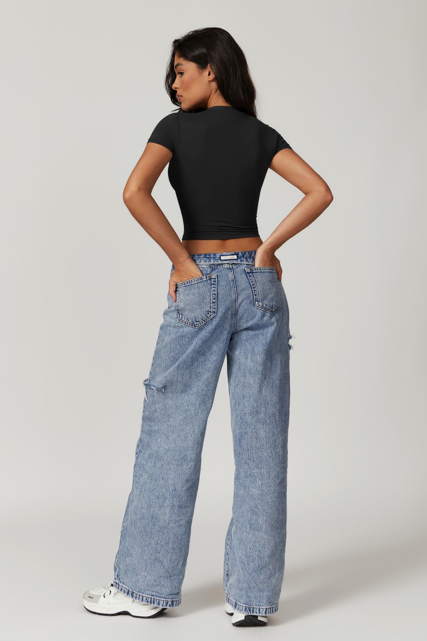 Melanie Crop Top - Black - Maison and Aurora