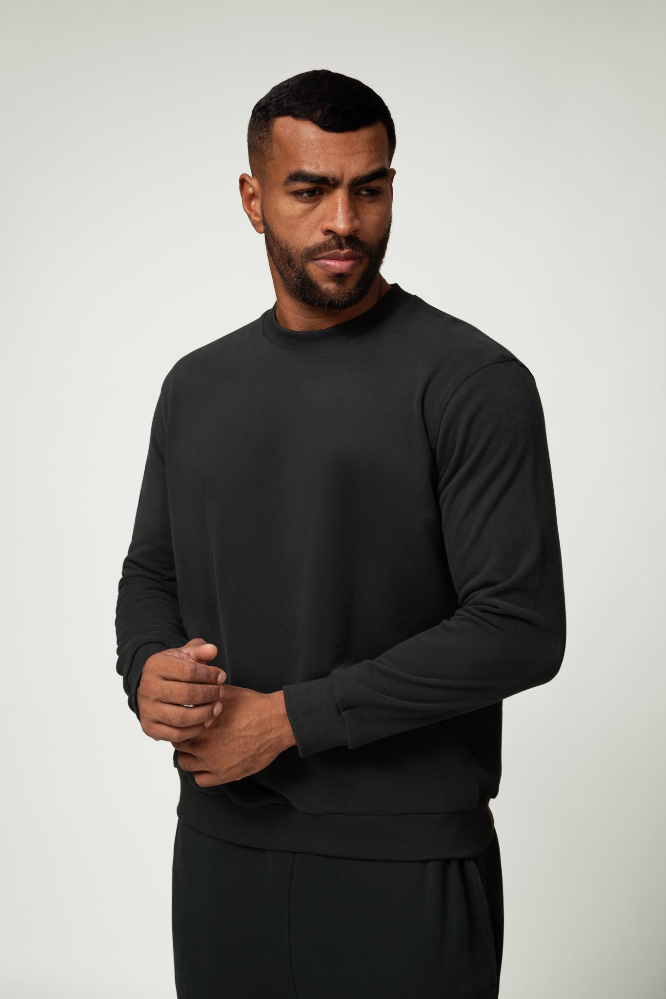 Unit Active Sweatshirt - Black - Maison and Aurora