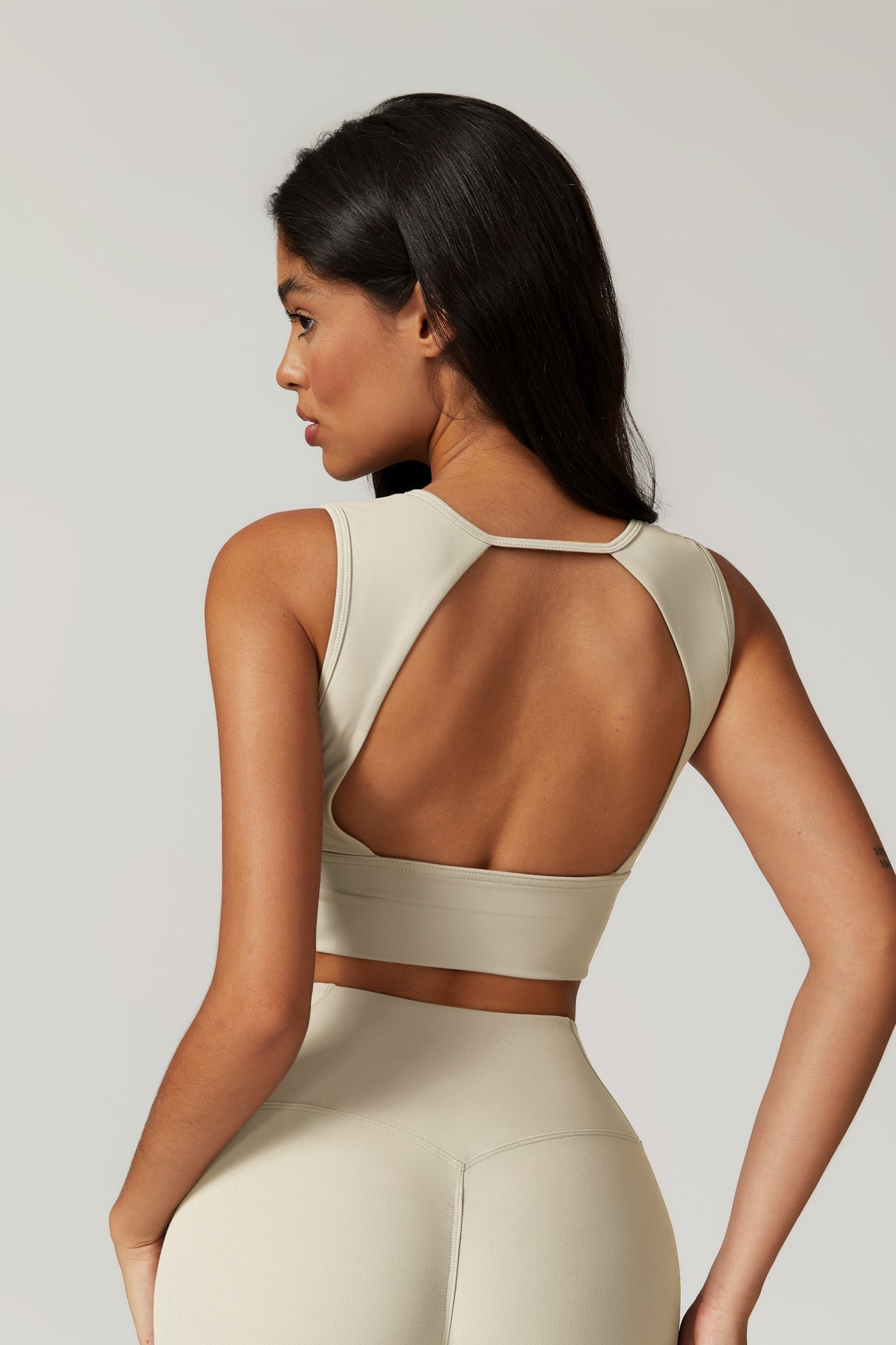 Isla Plunge Sports Bra - Cream - Maison and Aurora