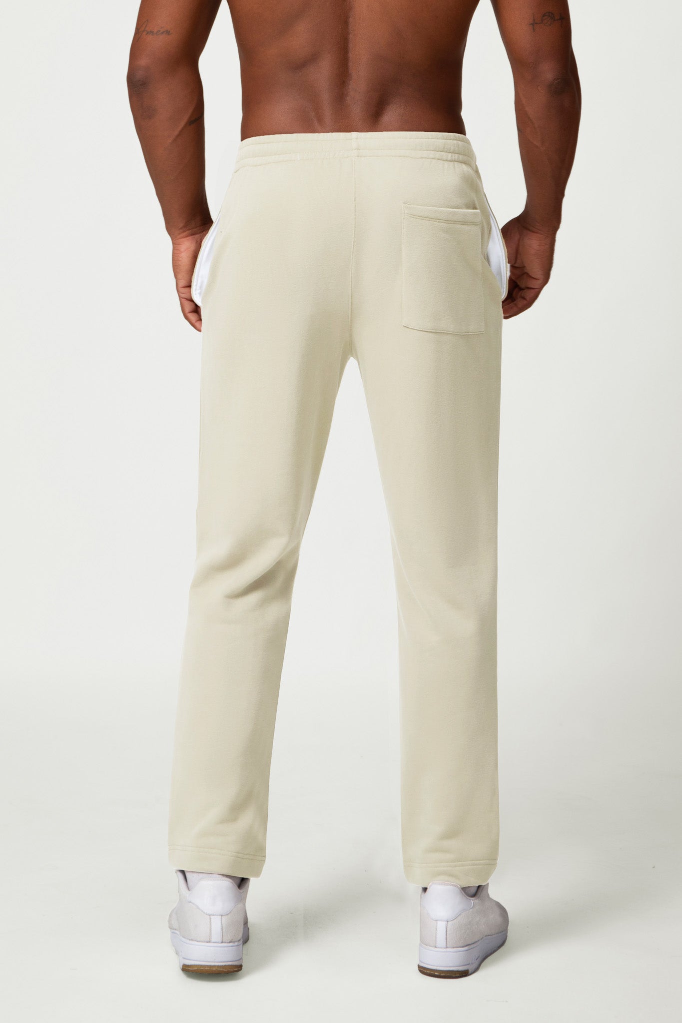 Northfit Sweatpants - Cream - Maison and Aurora