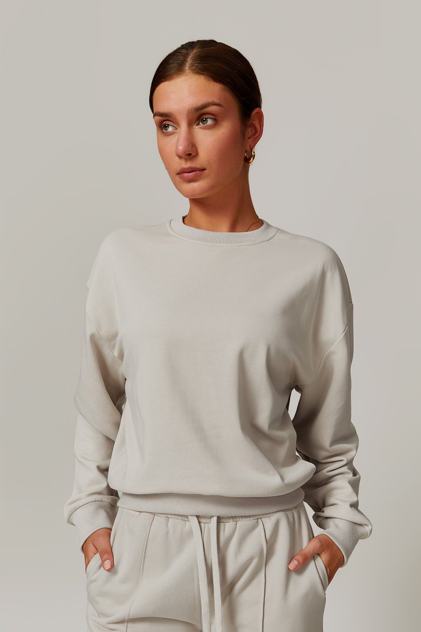 Amber Sweatshirt - Ivory - Maison and Aurora