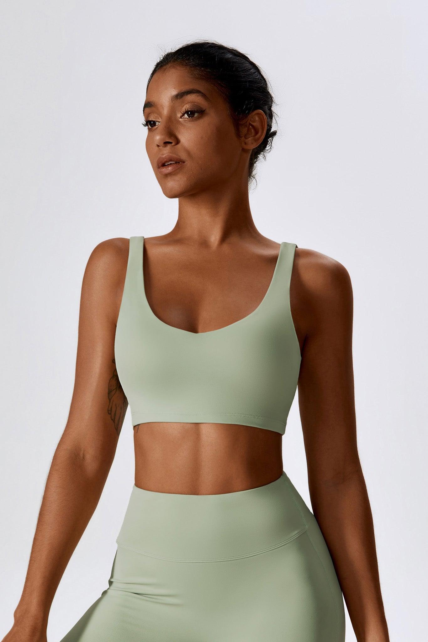 Heaven Minimalistic Sports Bra - Pistachio (FINAL SALE) - Maison and Aurora