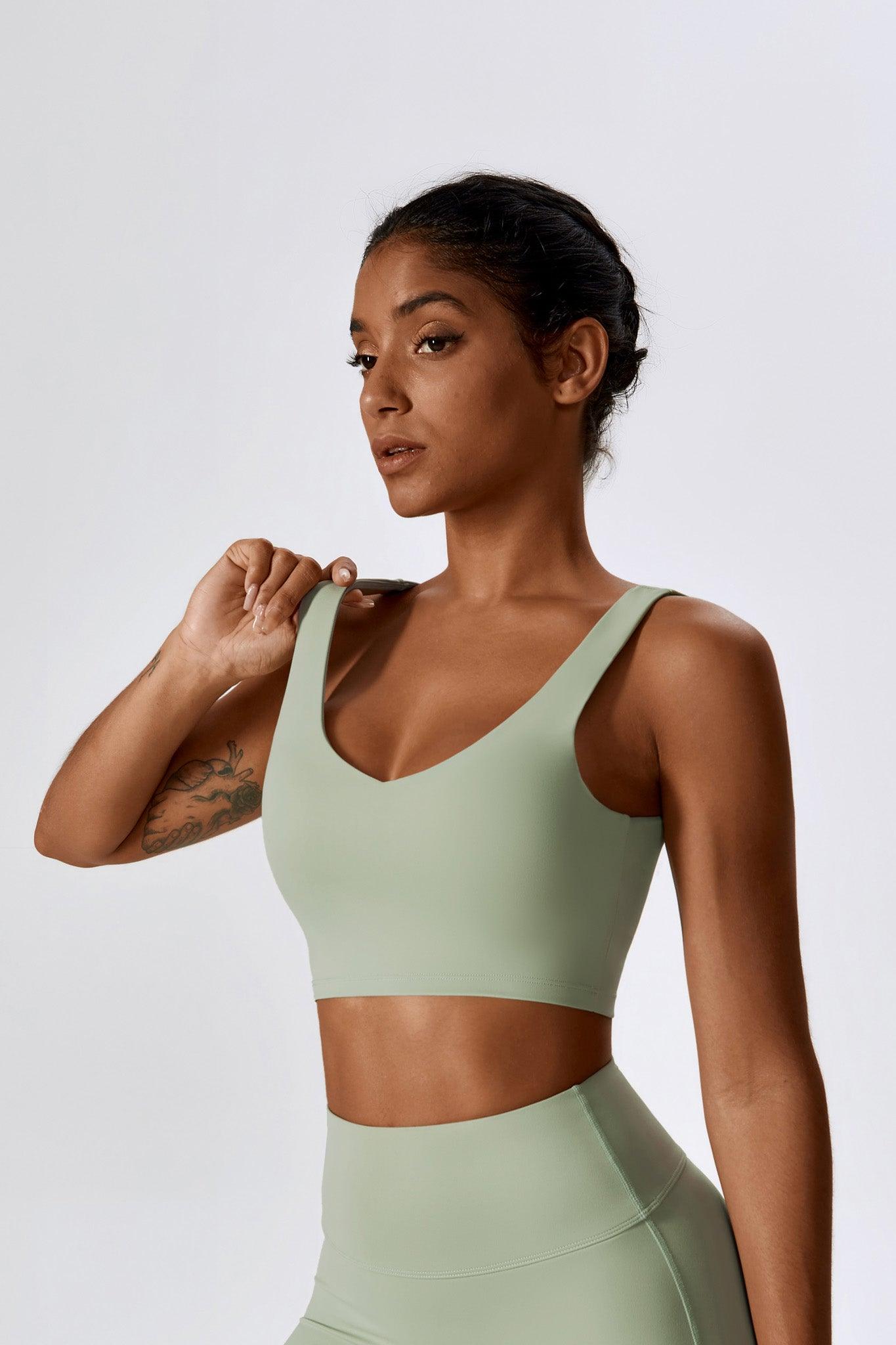 Heaven Minimalistic Sports Bra - Pistachio (FINAL SALE) - Maison and Aurora