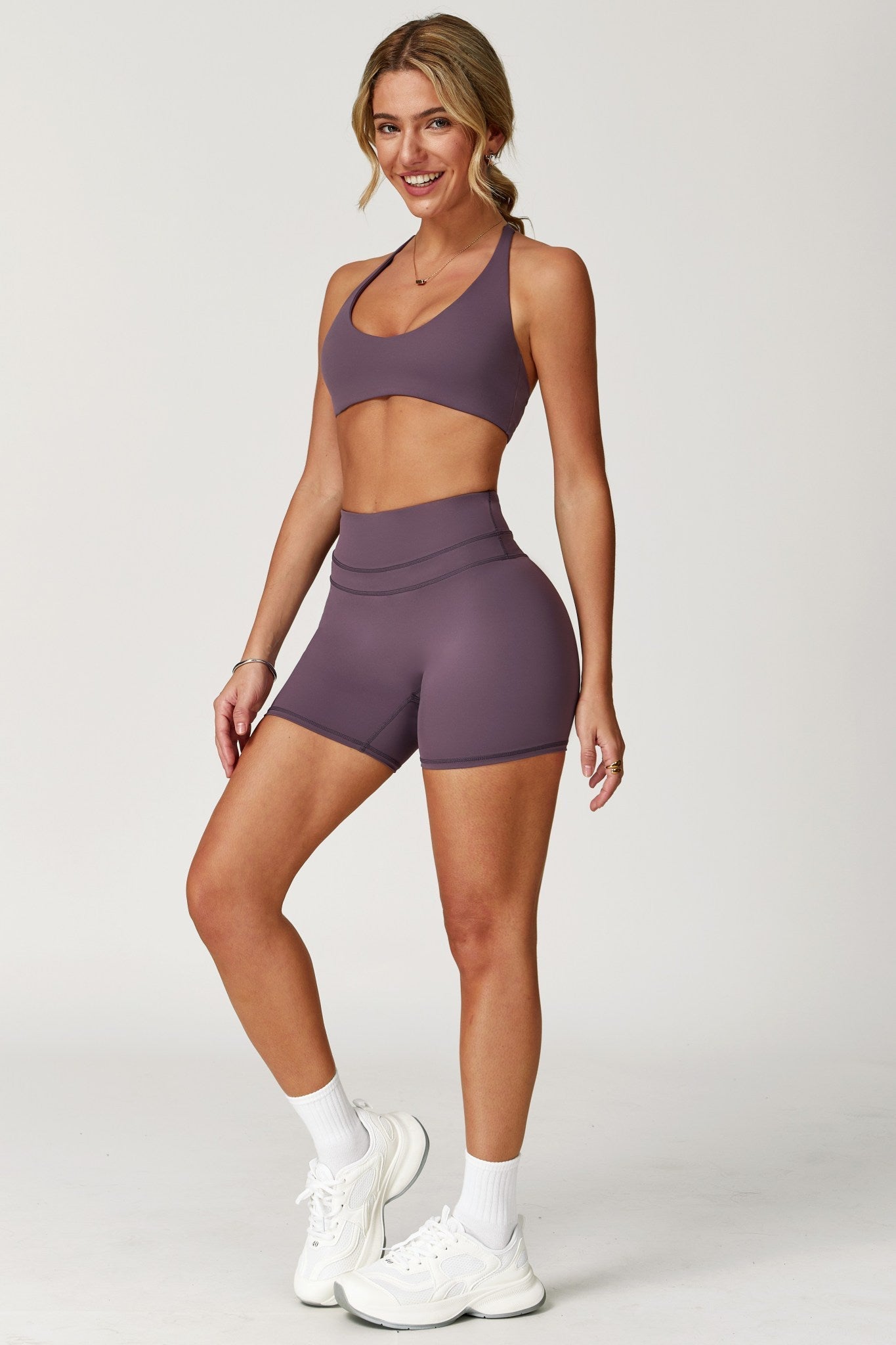 Alexa Shorts - Taupe - Maison and Aurora