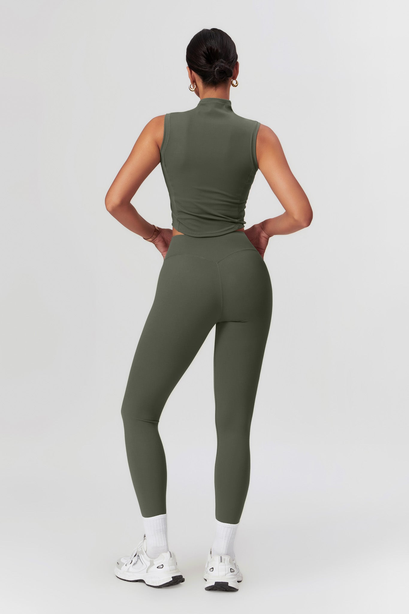 Belle Crop Top - Ebony - Maison and Aurora